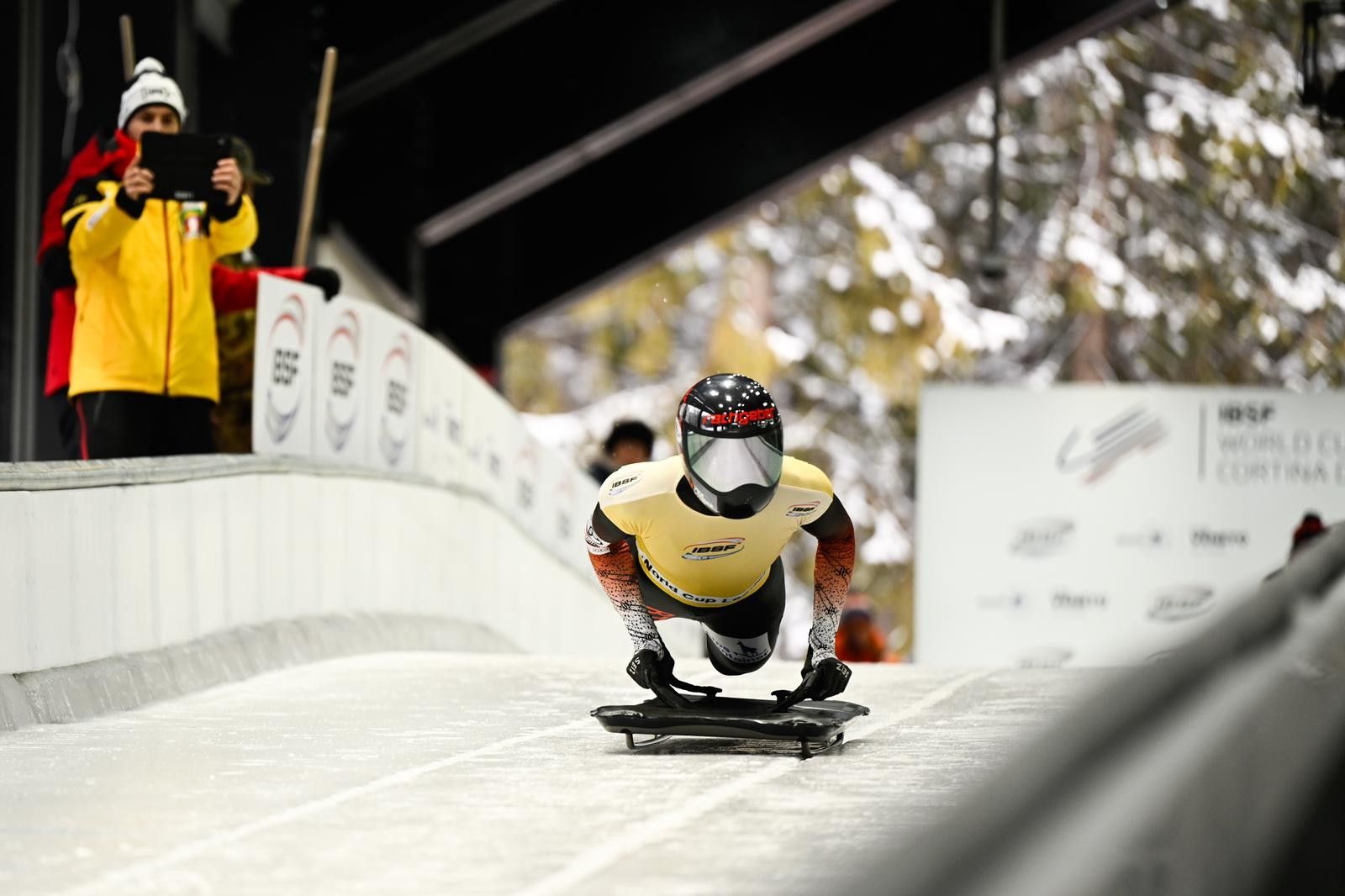 Janine Flock verpasst Podestplatz nur knapp